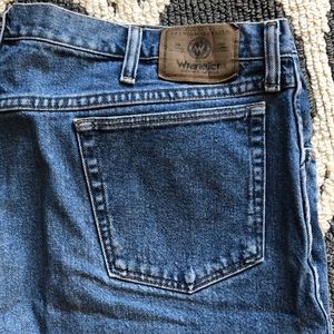Men’s Wrangler jean shorts